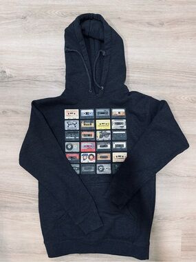 Upper Playground hoodie 80s vintage design